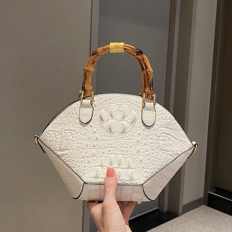 Luxury Bags Sale - กระเป๋าถือแฟชั่นหนังวัวจระเข้ดีไซน์หรูสำหรับผู้หญิงกระเป๋าสะพายไหล่กระเป๋าคาดลำตัวทำจากไม้ไผ่
