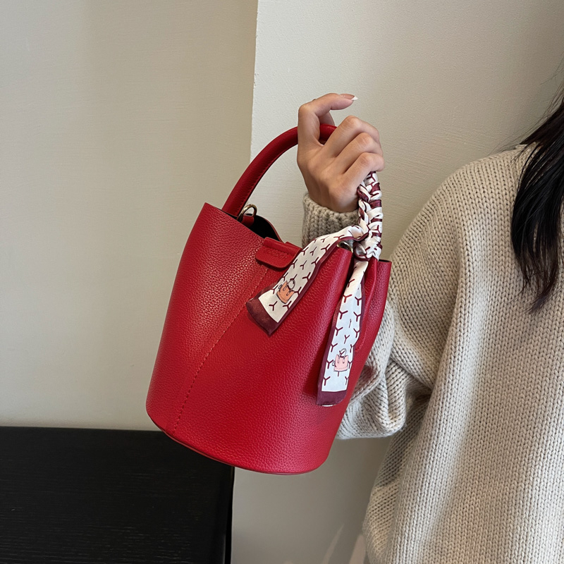 กระเป๋าสะพายไหล่และกระเป๋าสะพา - Luxury Bags Sale บทวิจารณ์และราคา
