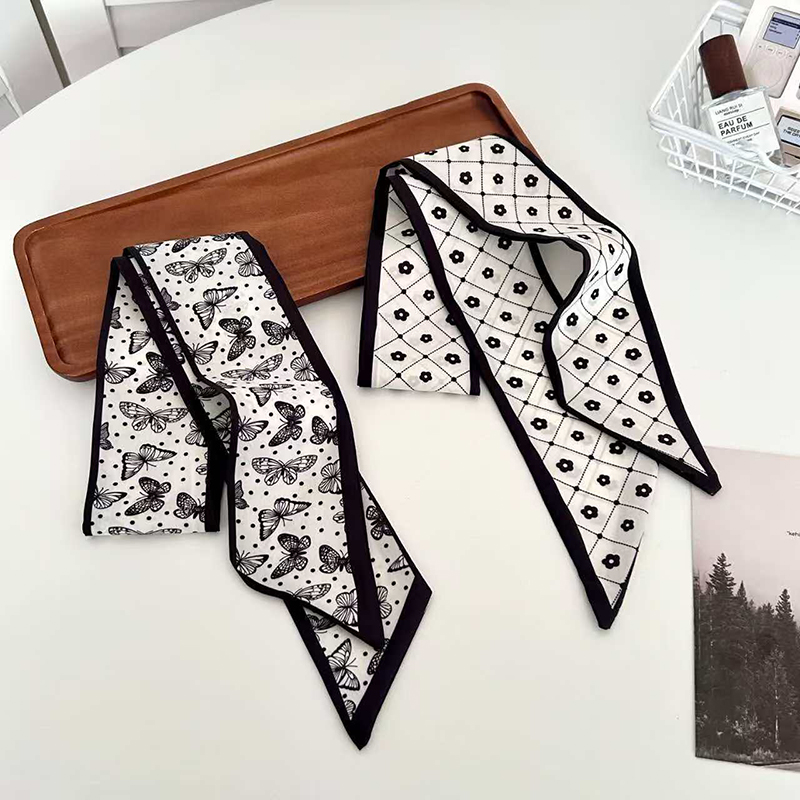 ผ้าพันคอไหมขนาดเล็ก ลายผีเสื้อ - Luxury Bags Designer บทวิจารณ์และราคา