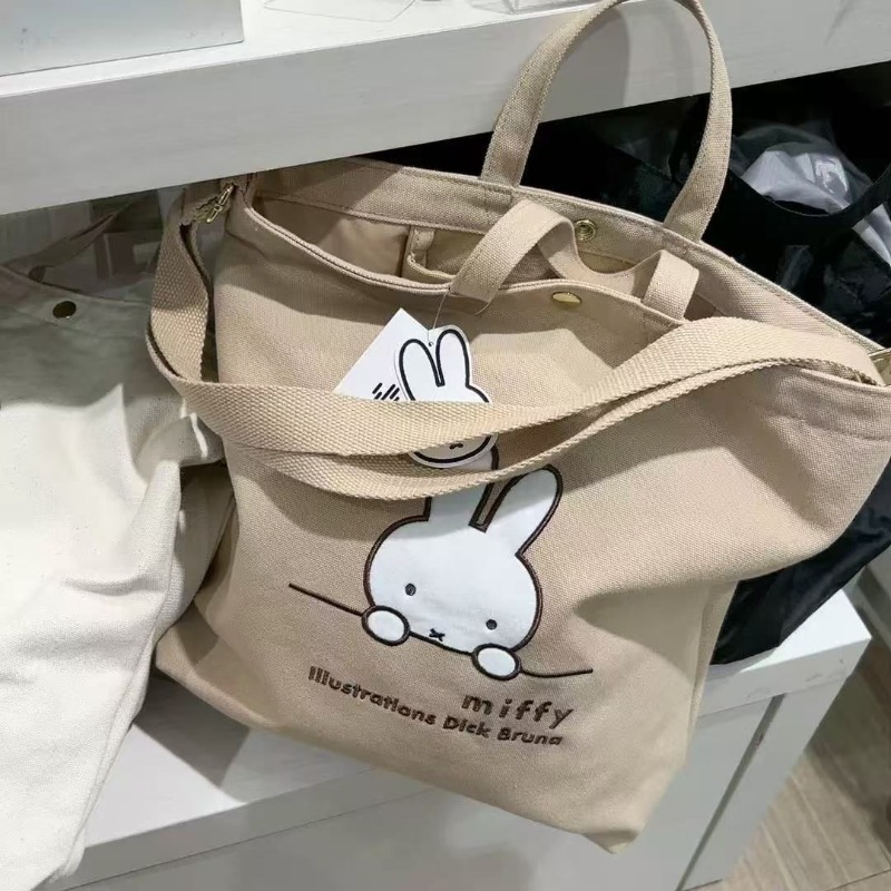มิฟฟี่ คาวาอิอะนิเมะการ์ตูนกระ - Luxury Bags Japan บทวิจารณ์และราคา