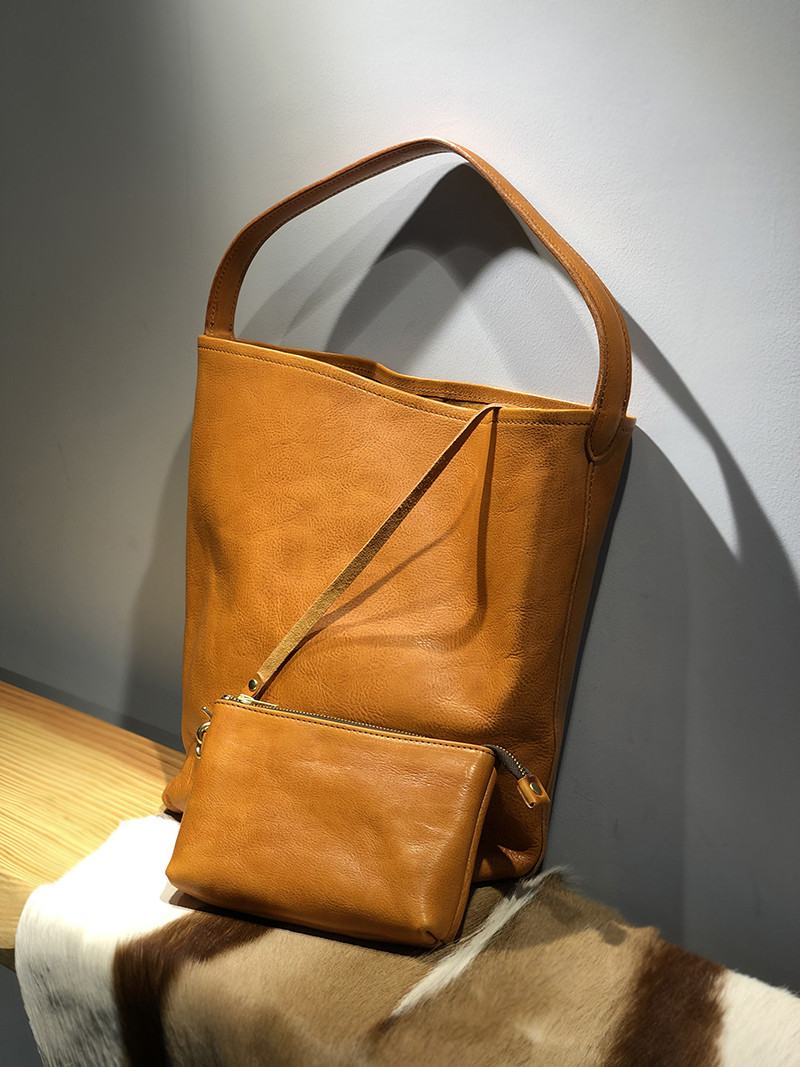 กระเป๋าโท้ทหนังแท้สำหรับผู้หญิ - Luxury Bags Shopping บทวิจารณ์และราคา