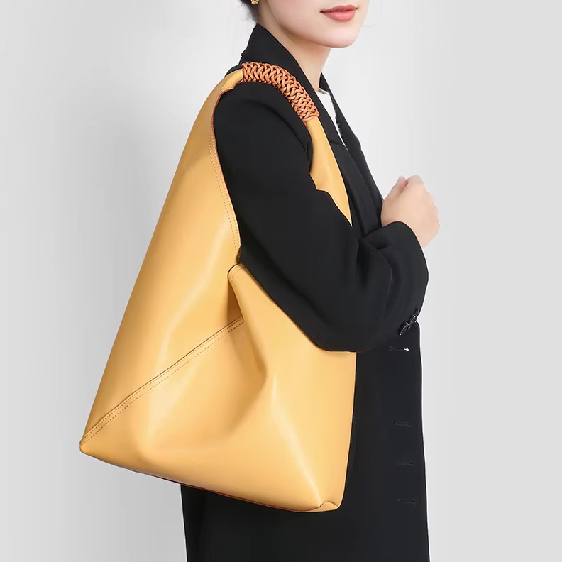 กระเป๋าหนังแท้ กระเป๋าถือความจ - Luxury Bags Shopping บทวิจารณ์และราคา