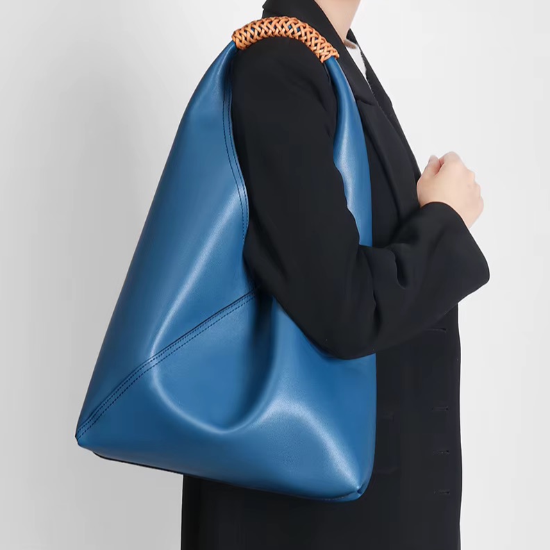กระเป๋าหนังแท้ กระเป๋าถือความจ - Luxury Bags Shopping บทวิจารณ์และราคา
