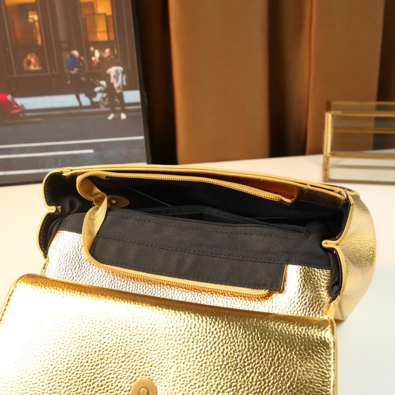 กระเป๋าสะพายไหล่สุดคลาสสิก หนั - Luxury Bags Sale บทวิจารณ์และราคา
